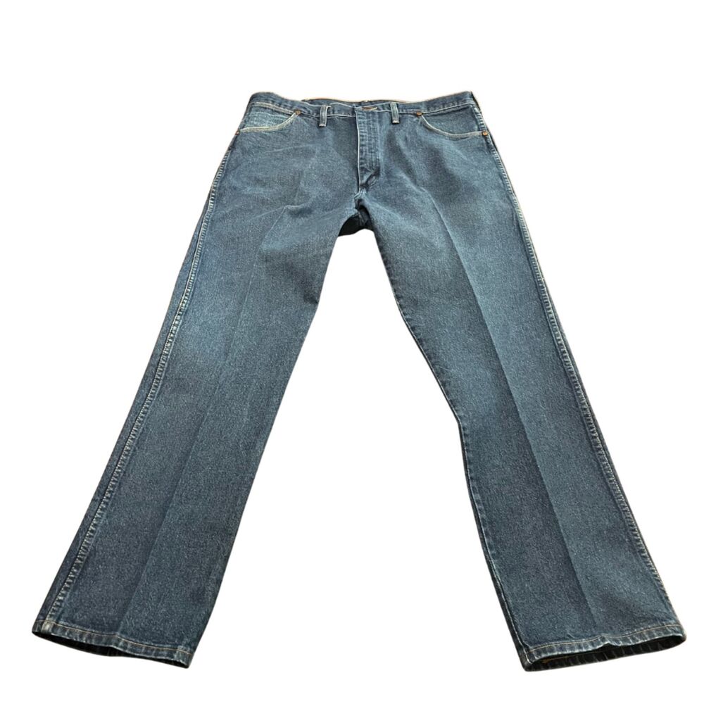 Wrangler 13MWZ Cowboy Cut Jeans  Made in USA  Pre-Owned Excellent  Classic 40x32